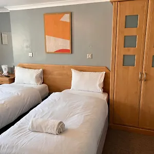 Hotel The Gullivers, Hove